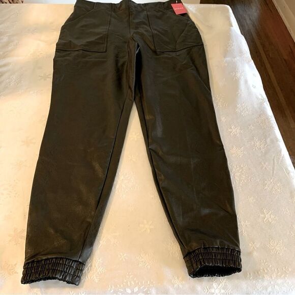 Spanx Vegan Leather Joggers Pull Up Front Pockets Sz XL NWT Gorgeous - Picture 2 of 8